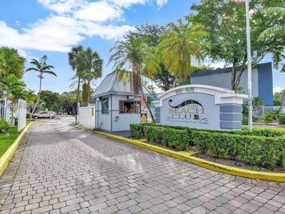 9371 Fontainebleau Blvd APT I220
