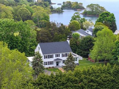 229 Shore Rd