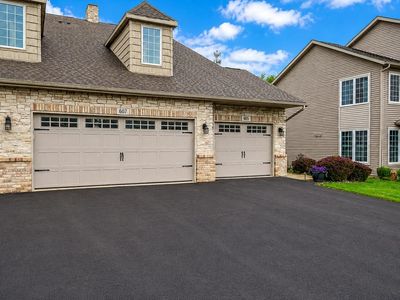 607 Queens Ct
