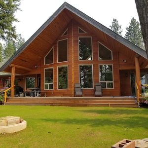 64 Lillooet Dr