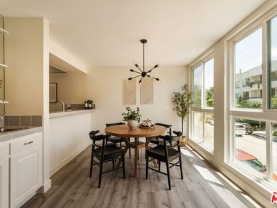 Property at 911 N Kings Rd APT 110, West Hollywood, CA