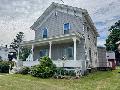 131 Stockton Ave