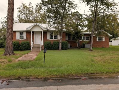 1102-4 June Ave