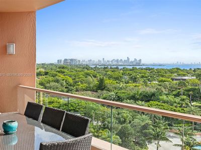 60 Edgewater Dr APT 9D