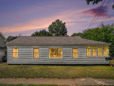 250 W Franklin St