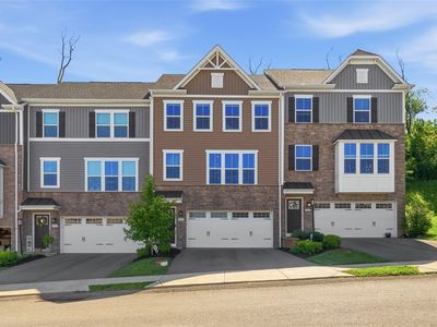 458 Greenwood Dr