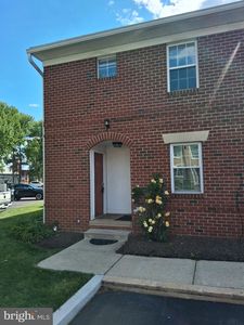 750 E Marshall St APT 707