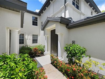 1626 Tarpon Bay DR S #202