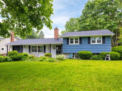 152 Berkshire Dr