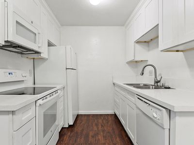 1010 W Macarthur Blvd APT 45