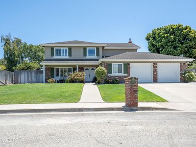 944 Amberley Pl
