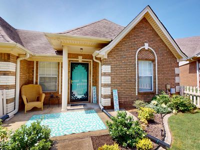 6722 Beaumont Cir