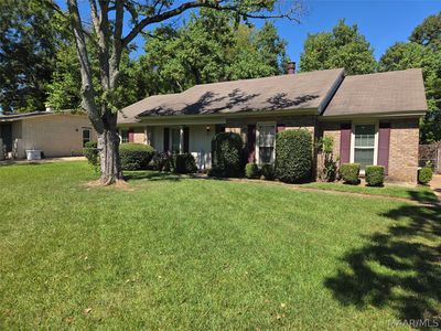3513 Royal Carriage Dr