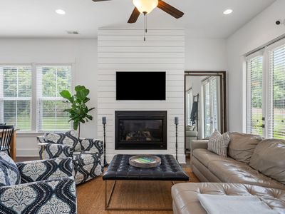 2020 Fleming Woods Rd