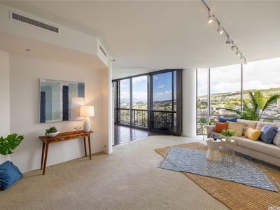 2101 Nuuanu Ave PENTHOUSE A5