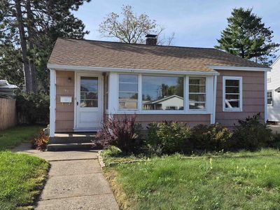 107 KENT STREET