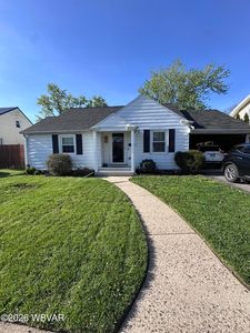 651 Woodland Ave