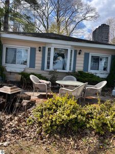 2374 Northeast Dr