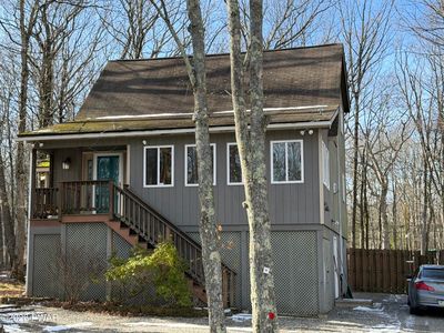 Property at 806 Wren Ct, Hawley, PA