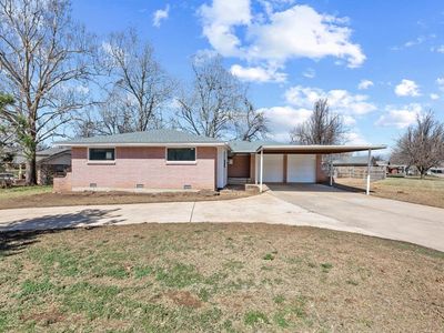 141 W Silver Meadow Dr