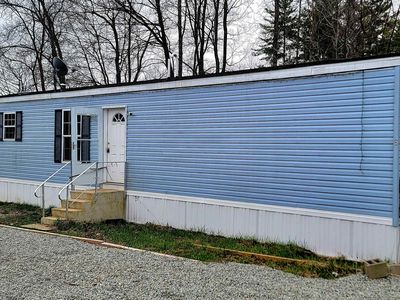 6 Cedar Lane