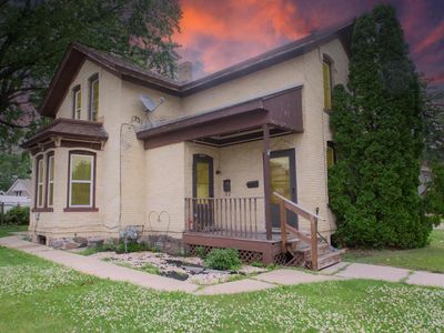 908 East Main STREET