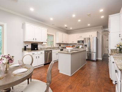 3055 Shannon Oaks Cv