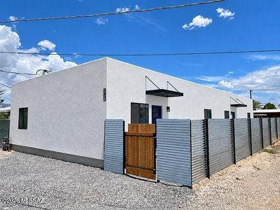 2720 N Hopi Pl
