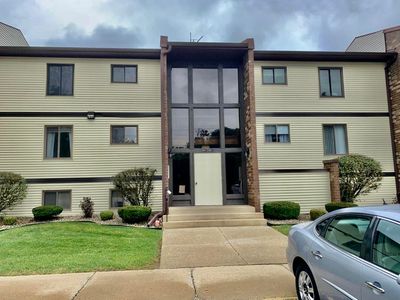 845 Summit Park Ct N