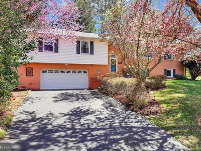 17641 Prince Edward Dr