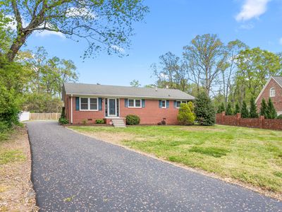 2431 Hickory Ave