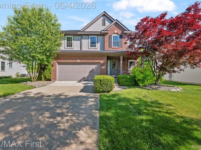 8559 Barrington Dr