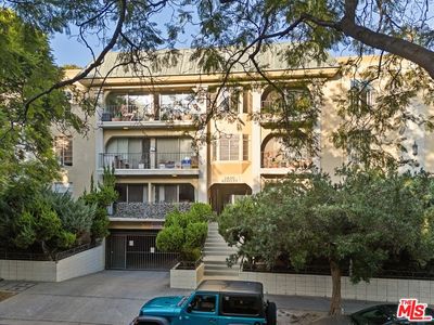 1410 S Bentley Ave APT 304