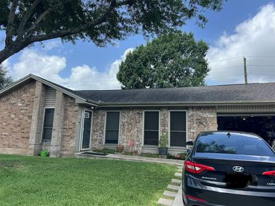 1018 W Brompton Dr