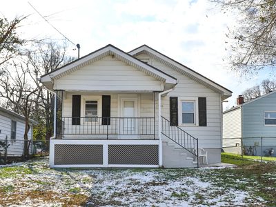 930 W Chicago Street