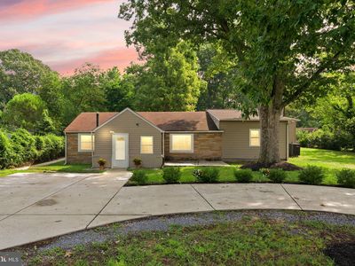 9106 Ballard Ln