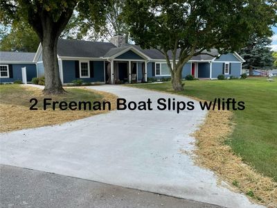 12204 N Us Highway 421