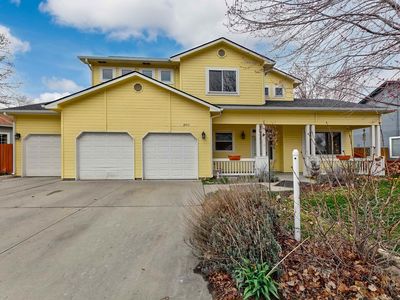 2915 N Fieldstone Way