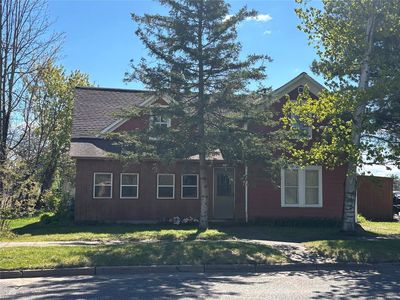 205 S 9th Street