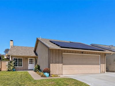 21155 Larchmont Dr