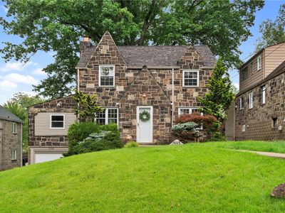 1750 Williamsburg Pl