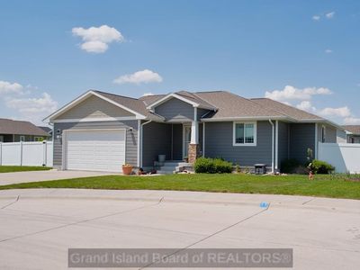 4328 Indian Grass Cir
