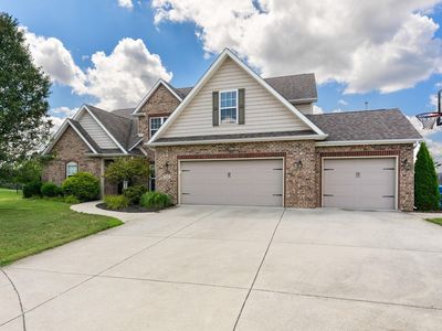 2106 Ironbridge Ct