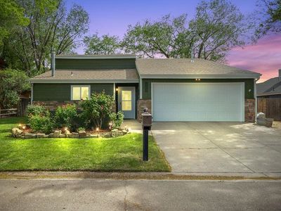 2835 Newport Cir