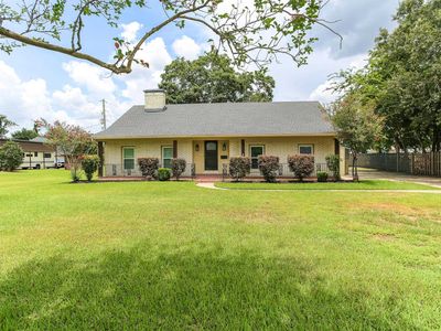 620 W Sale Rd