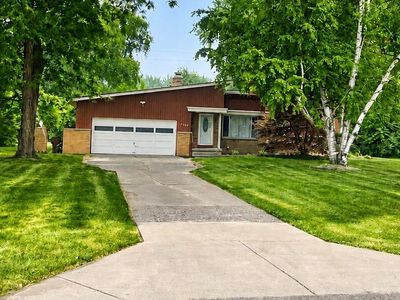 3187 W Cass Ave