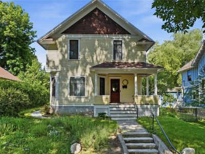 809 S 3rd Ave