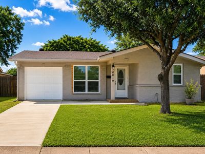 2819 Cary Dr