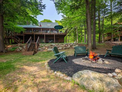 40 E Eaton Outlet Way