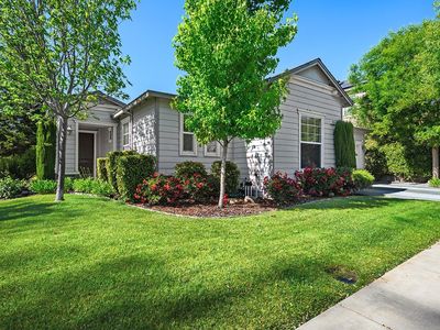 1707 Saint Anthony Way